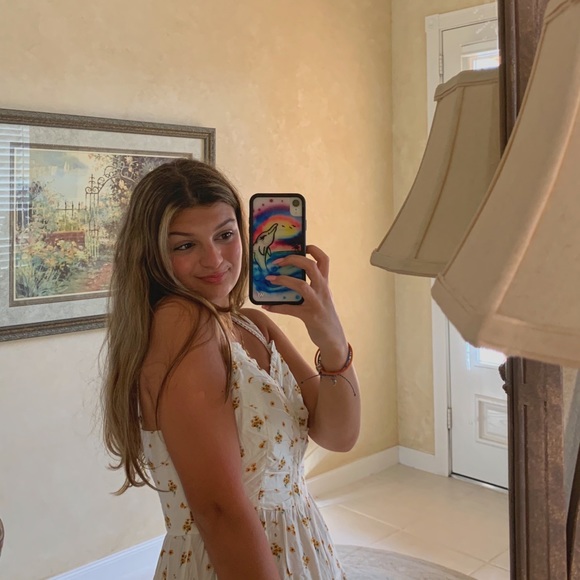 Meet your Posher, Kenzie - Picture 1 of 1